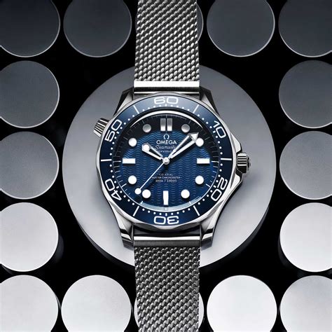 james bond Omega Seamaster diver